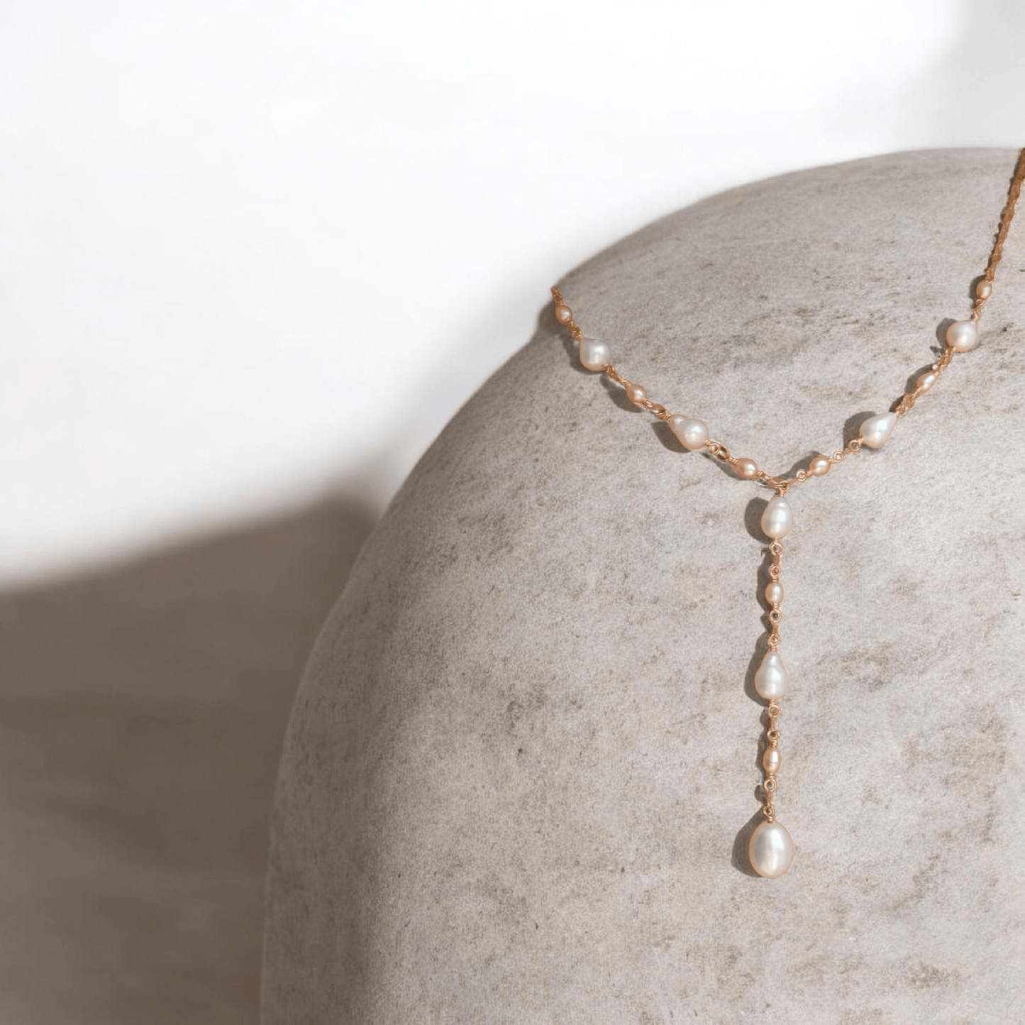 ILA Pearl Lariat Necklace ilaments Jewelry