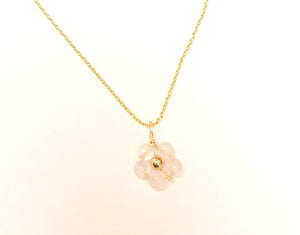 
                
                    Load image into Gallery viewer, Mama Flower Necklace
                
            