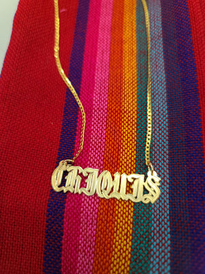 
                
                    Load image into Gallery viewer, Chiquis Nameplate Necklace
                
            
