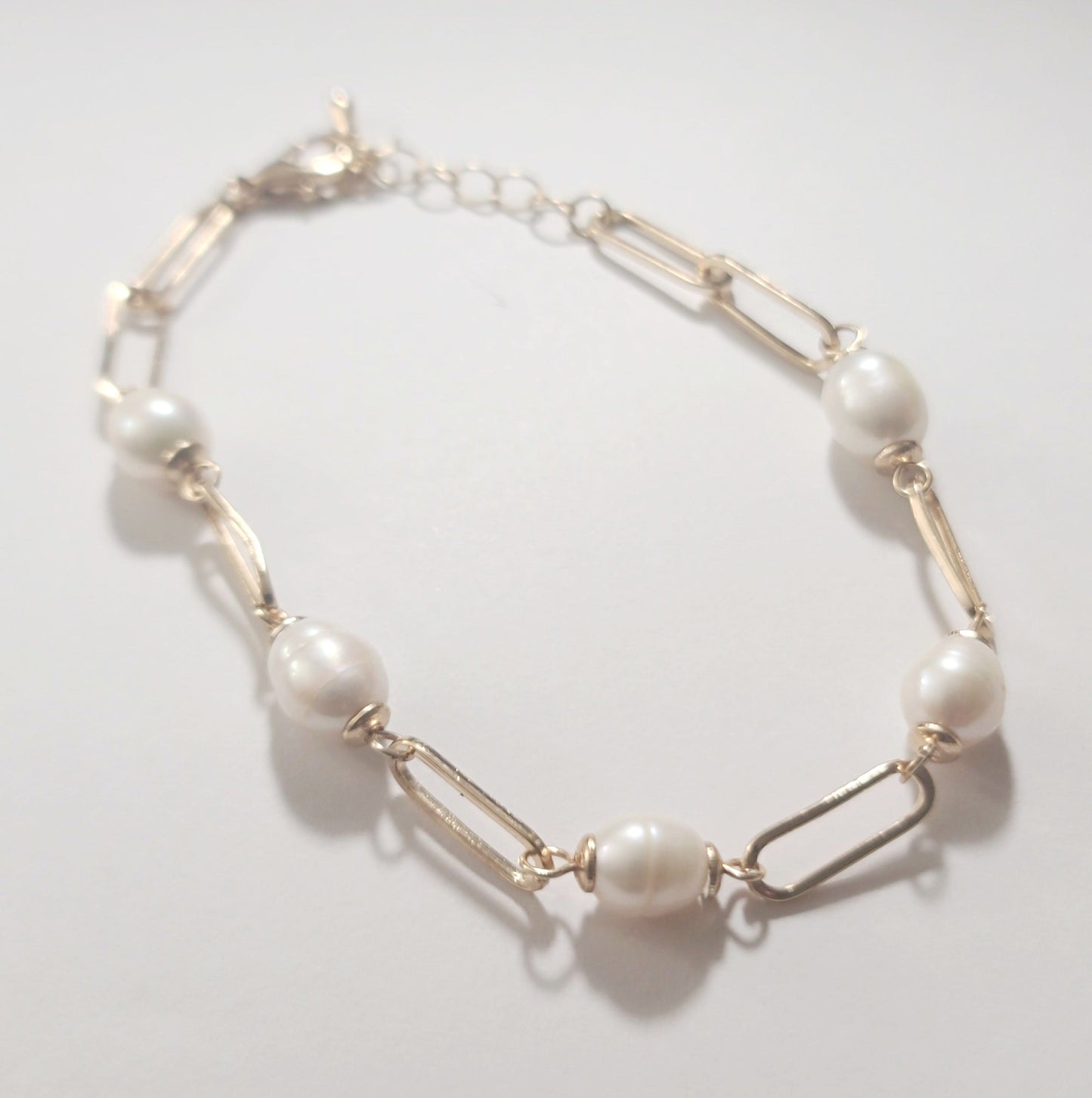 Pearl Paperlink Bracelet