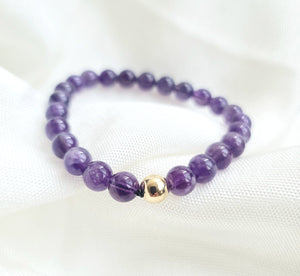 
                
                    Load image into Gallery viewer, Amethyst Crown Chakra Bracelet
                
            