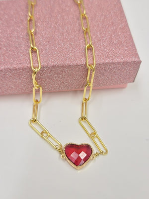 
                
                    Load image into Gallery viewer, Heart Paperclip Chain Necklace
                
            