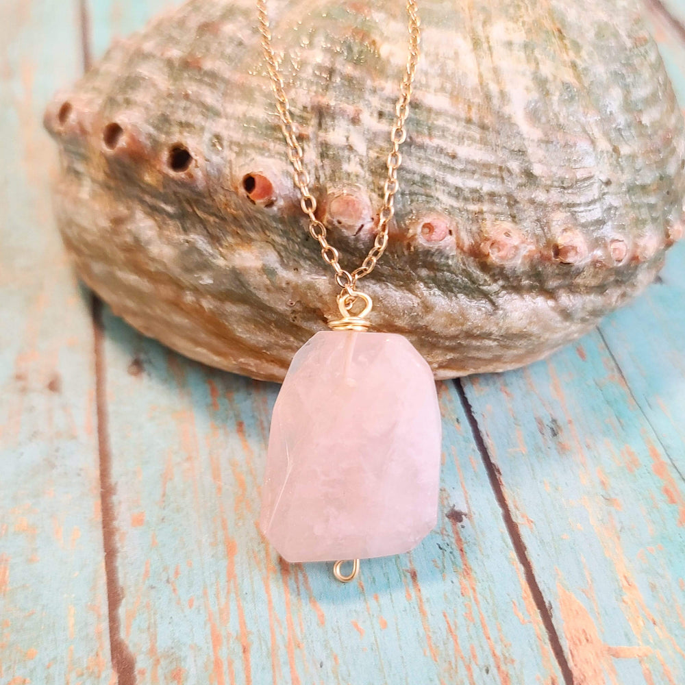 
                
                    Load image into Gallery viewer, Rose Quartz Love Necklace
                
            