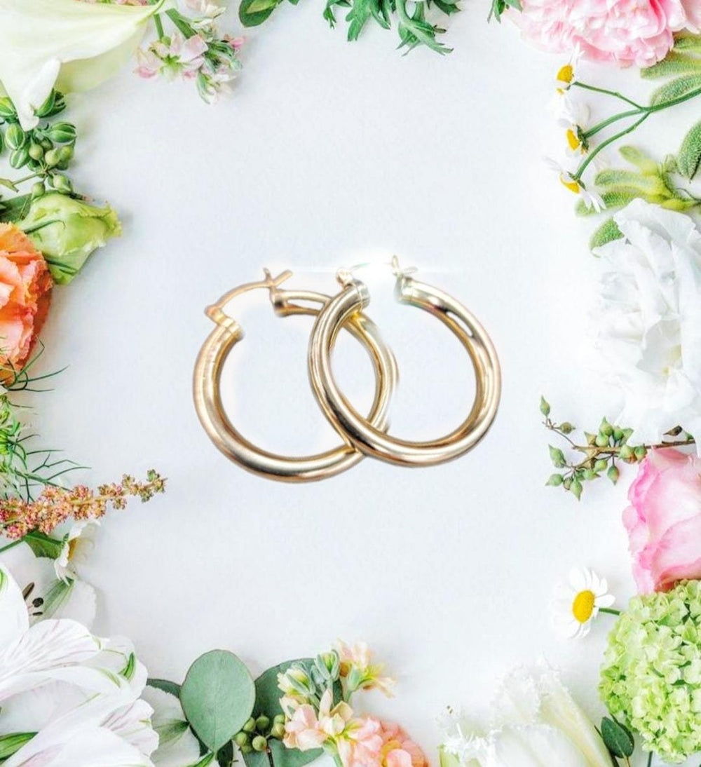 14kt Huggie Hoop Earrings