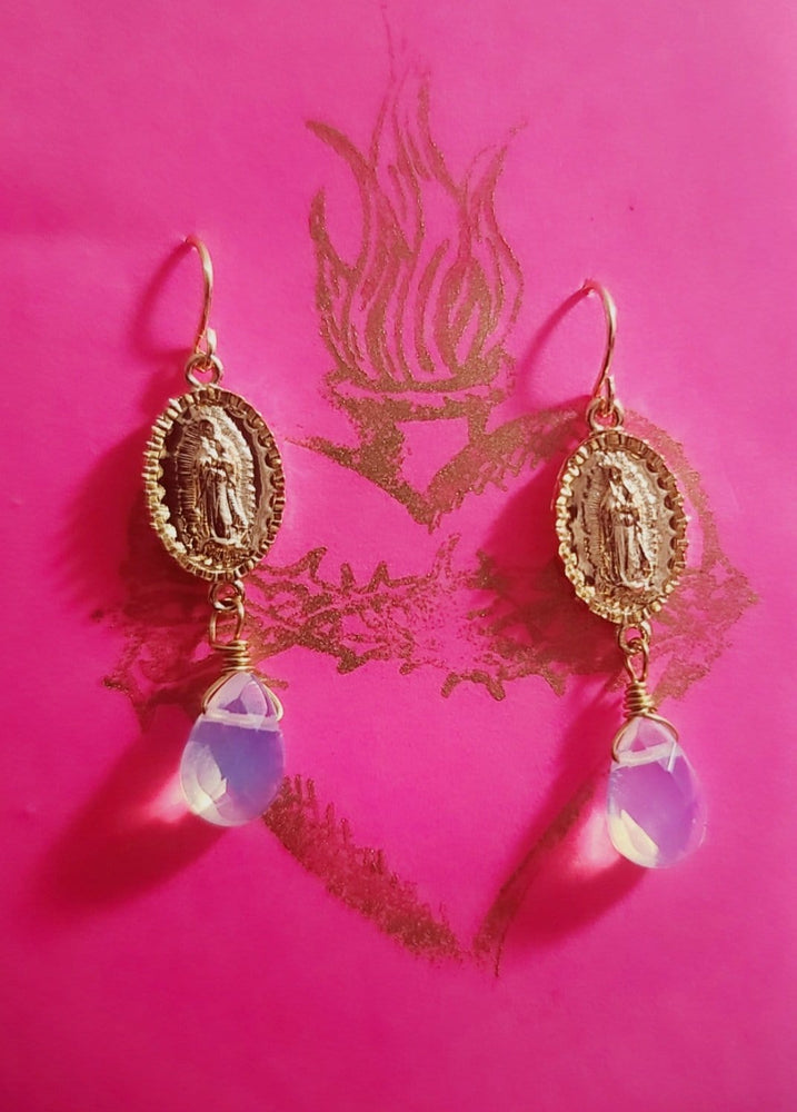 
                
                    Load image into Gallery viewer, Virgen Opalite Earrings
                
            